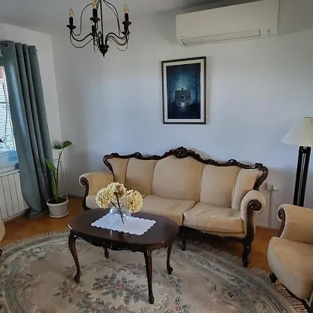 Apartman Mott