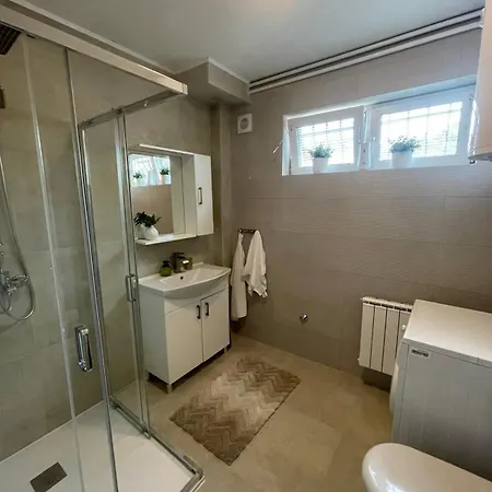 Apartment Mott *